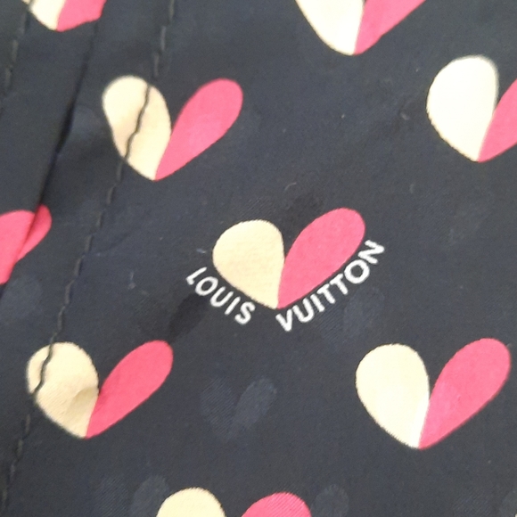 Louis Vuitton  multicolor  silk skirt.  Never be wear  it . New - Picture 3 of 7